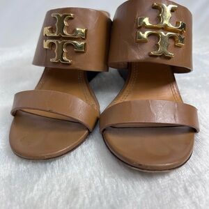 Tory Burch Tan wedges with Gold Emblem